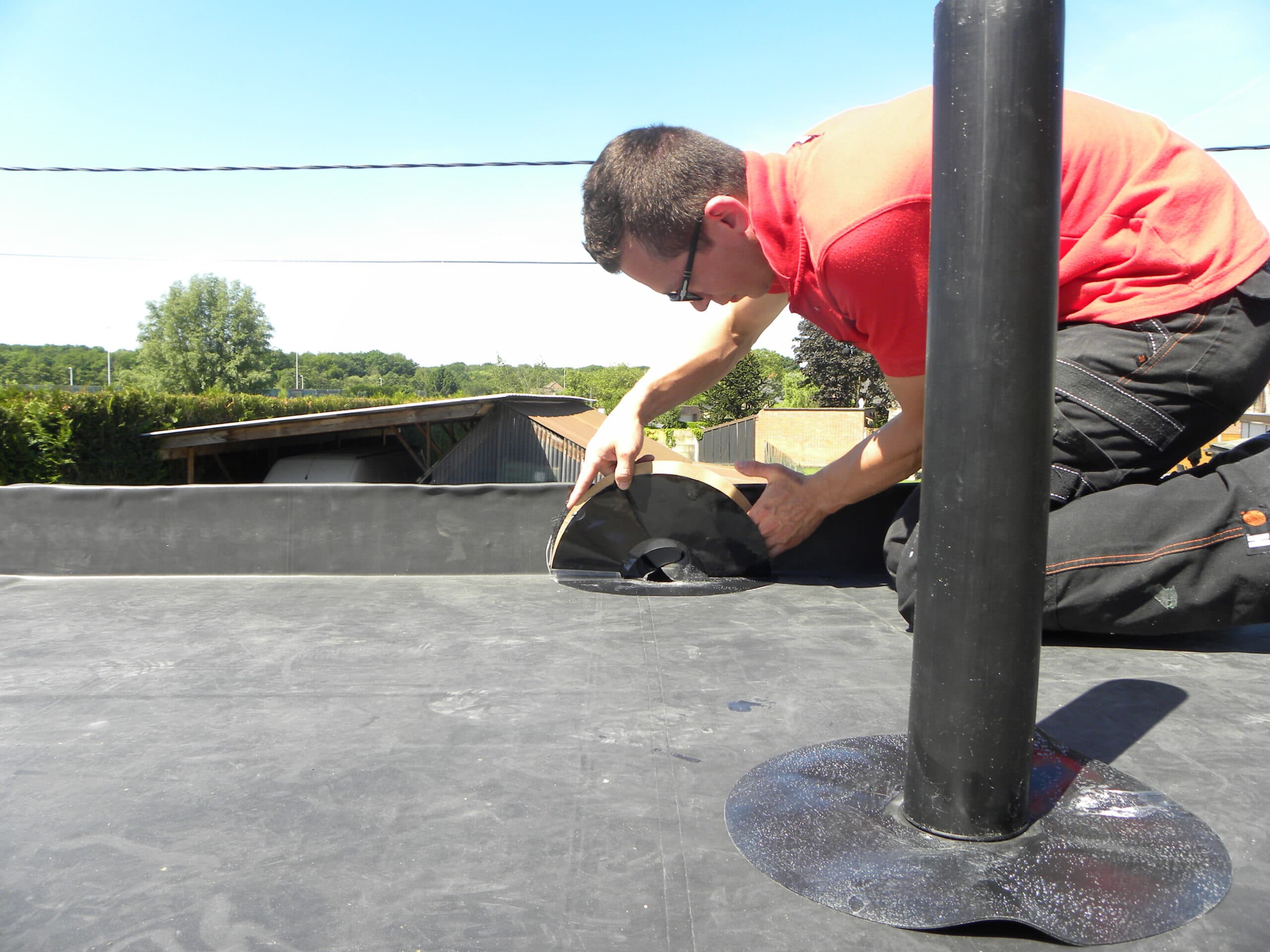 RoofCover EPDM afvoer op een plat dak